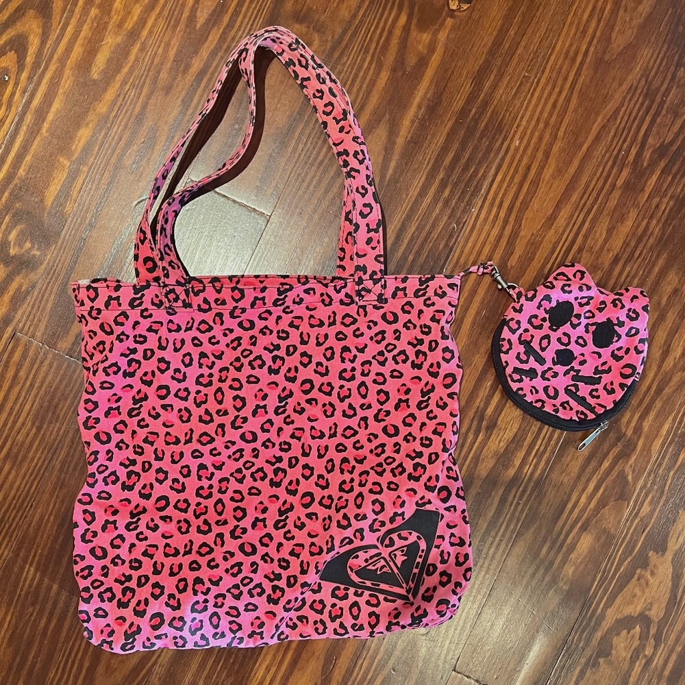 Roxy Rare Cheetah Print Tote Bag with Detachable Cat Purse